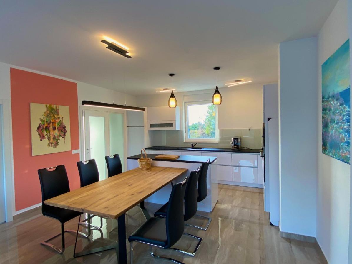 Ferienhaus Luka Задар Екстериор снимка